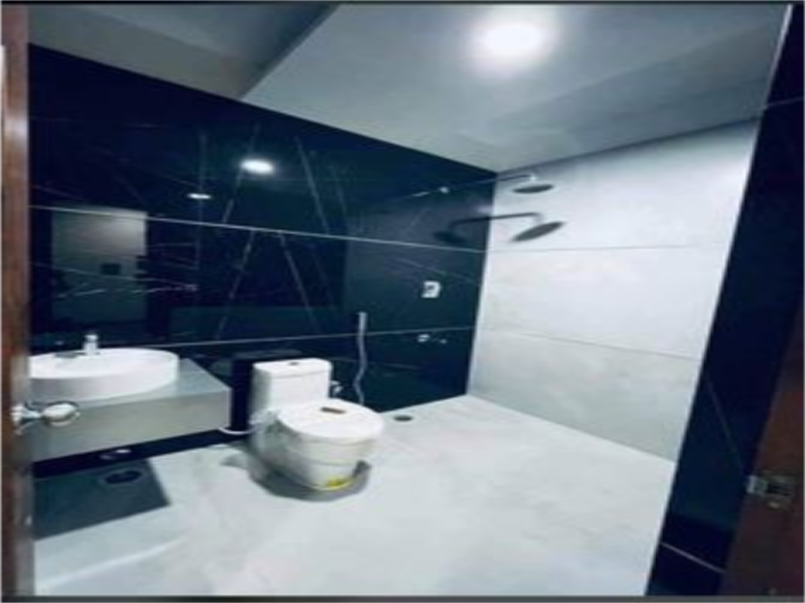 bath fitting img